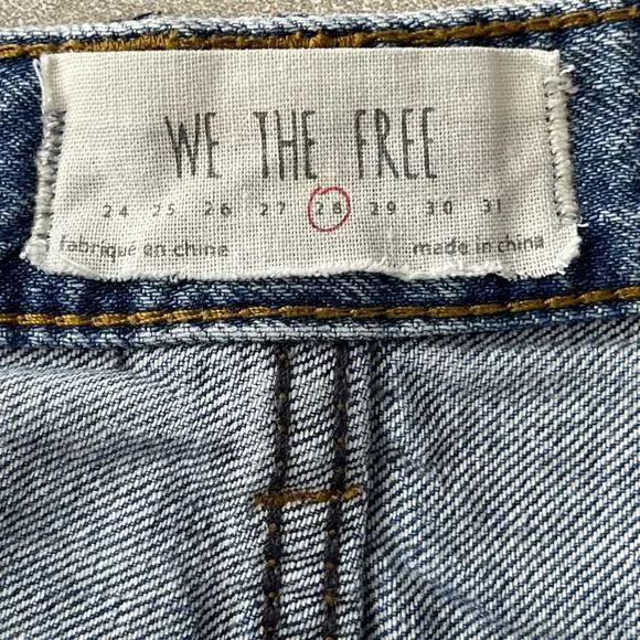 We The Free Button Fly Denim Shorts Raw Hem Size 28 Concert Short Shorts Boho - Picture 11 of 16